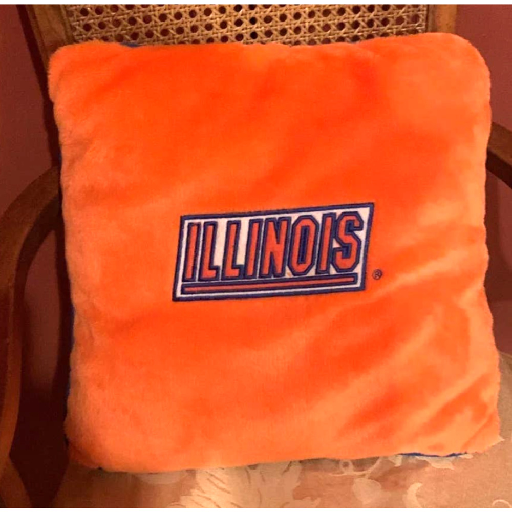 University of illinois (u of I) pillow  pre owned